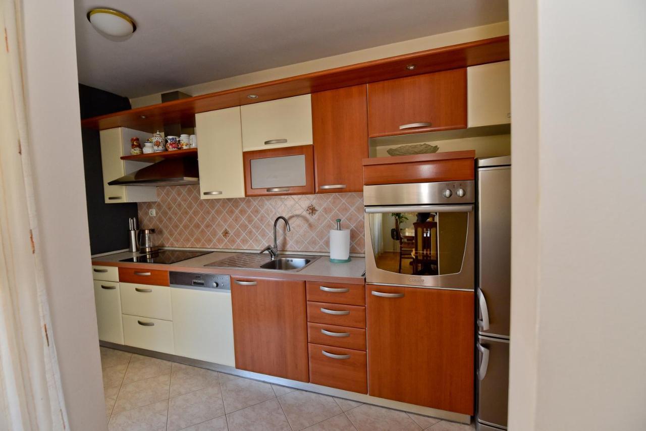 Apartment Nelly- Self Check-In Zadar Exterior photo